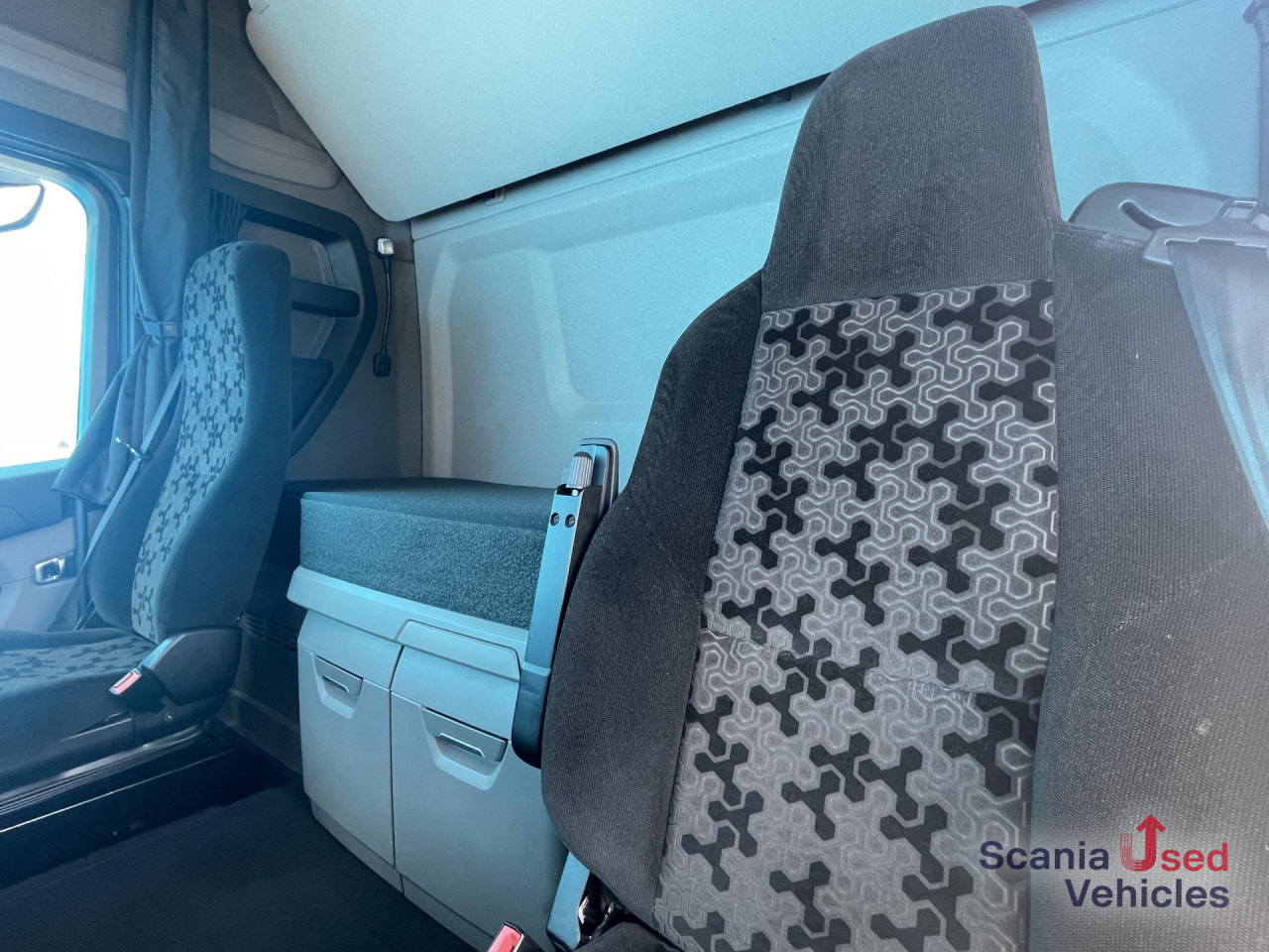 SCANIA S 500 A4X2NB RETARDER FULL AIR 8T P-AIRCO ACC - Xe đầu kéo: hình 5 SCANIA S 500 A4X2NB RETARDER FULL AIR 8T P-AIRCO ACC - Xe đầu kéo: hình 5