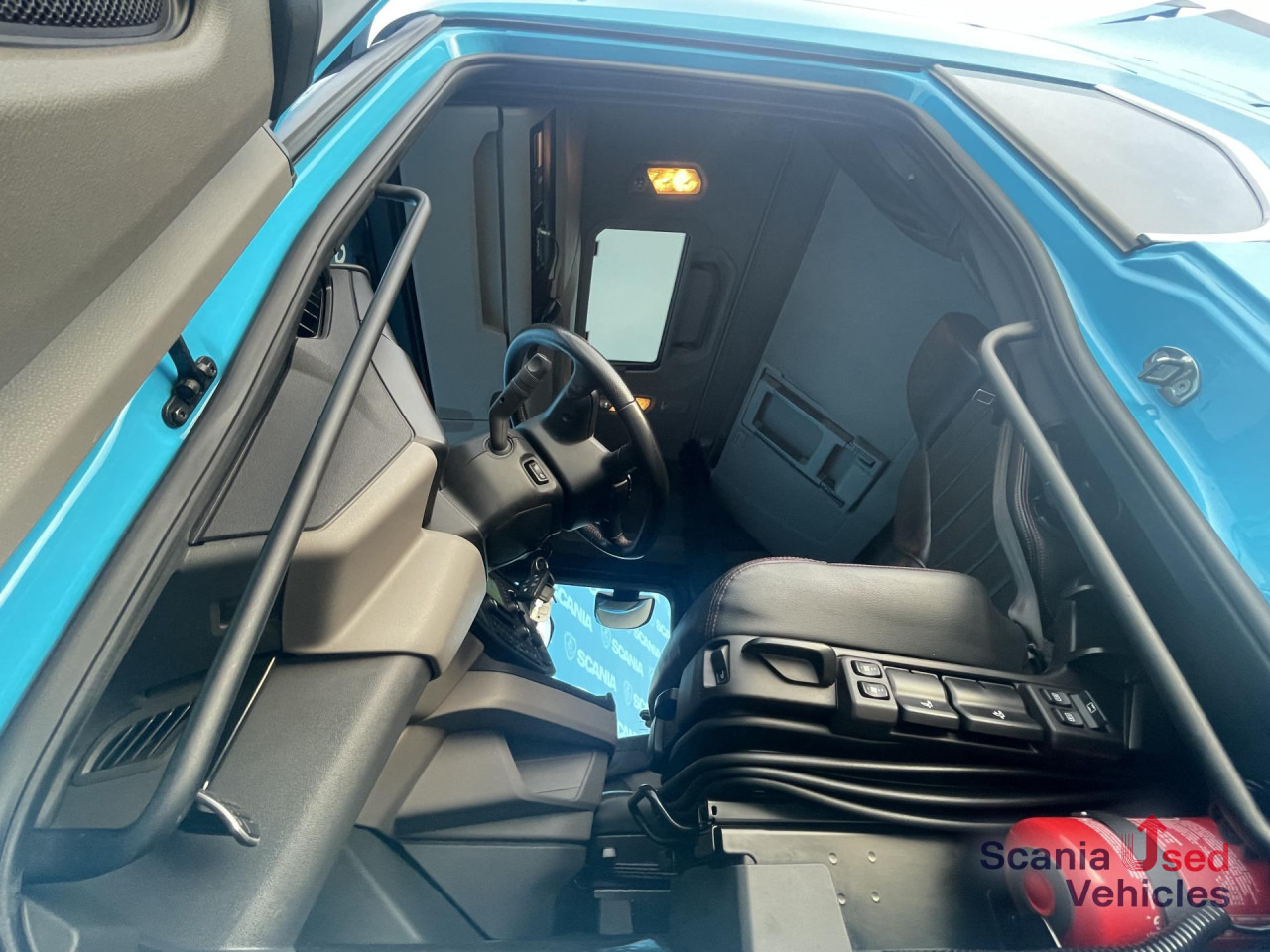 SCANIA S 660 A6x2/4NB V8 RETARDER FULL AIR 8T DIFF-L LED - Xe đầu kéo: hình 2 SCANIA S 660 A6x2/4NB V8 RETARDER FULL AIR 8T DIFF-L LED - Xe đầu kéo: hình 2