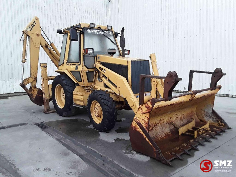 Caterpillar 428 - Máy xúc trước múc sau: hình 1 Caterpillar 428 - Máy xúc trước múc sau: hình 1