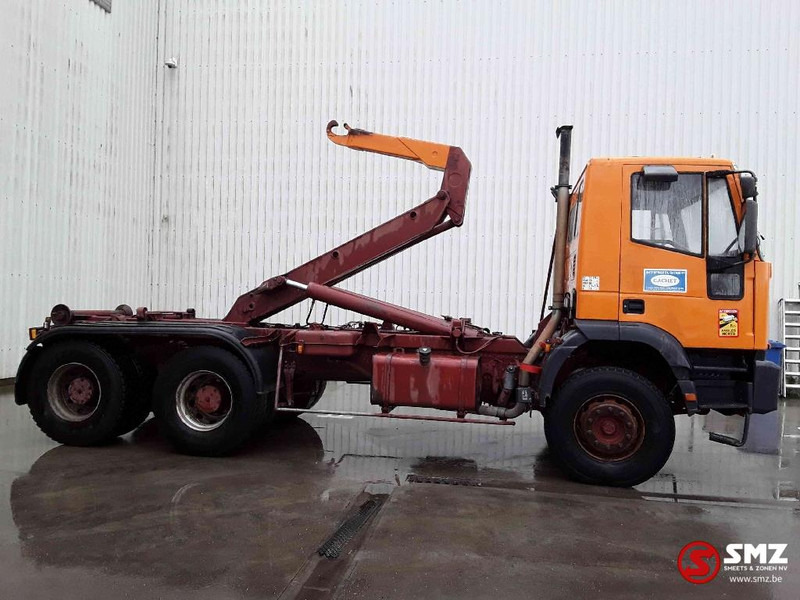 Iveco Trakker 260 E 34 6x4 francais - Xe chở container/ Xe tải hoán đổi thân: hình 4 Iveco Trakker 260 E 34 6x4 francais - Xe chở container/ Xe tải hoán đổi thân: hình 4