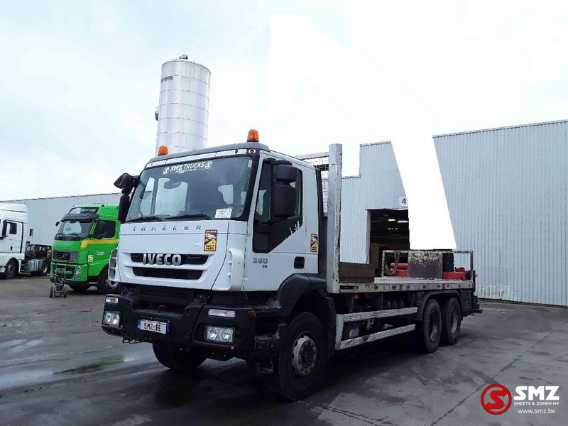 Iveco Trakker 360 6x4 manual chassis - Xe tải thùng lửng/ Phẳng, Xe cẩu tự hành: hình 3 Iveco Trakker 360 6x4 manual chassis - Xe tải thùng lửng/ Phẳng, Xe cẩu tự hành: hình 3