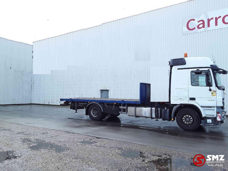 Mercedes-Benz Actros 1844 EPS / Twistlocks - Xe tải thùng lửng/ Phẳng, Xe cẩu tự hành: hình 4 Mercedes-Benz Actros 1844 EPS / Twistlocks - Xe tải thùng lửng/ Phẳng, Xe cẩu tự hành: hình 4