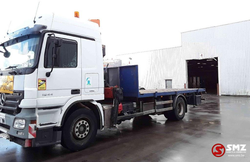 Mercedes-Benz Actros 1844 EPS / Twistlocks - Xe tải thùng lửng/ Phẳng, Xe cẩu tự hành: hình 5 Mercedes-Benz Actros 1844 EPS / Twistlocks - Xe tải thùng lửng/ Phẳng, Xe cẩu tự hành: hình 5
