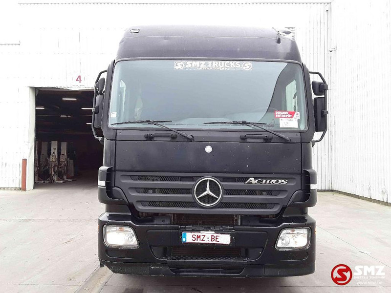 Mercedes-Benz Actros 2536 - Xe tải khung gầm: hình 2 Mercedes-Benz Actros 2536 - Xe tải khung gầm: hình 2