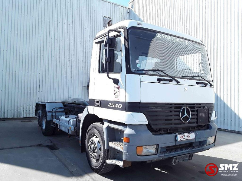 Mercedes-Benz Actros 2540 6x2 francais - Xe tải khung gầm: hình 1 Mercedes-Benz Actros 2540 6x2 francais - Xe tải khung gầm: hình 1
