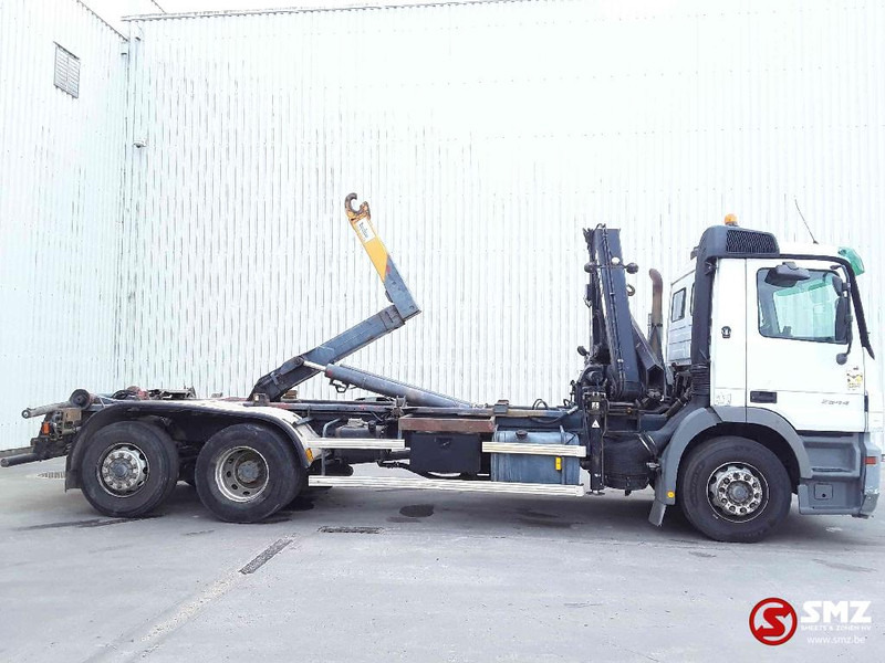 Mercedes-Benz Actros 2544 hiab 102.2 remote hook retarder - Xe chở container/ Xe tải hoán đổi thân, Xe cẩu tự hành: hình 4 Mercedes-Benz Actros 2544 hiab 102.2 remote hook retarder - Xe chở container/ Xe tải hoán đổi thân, Xe cẩu tự hành: hình 4