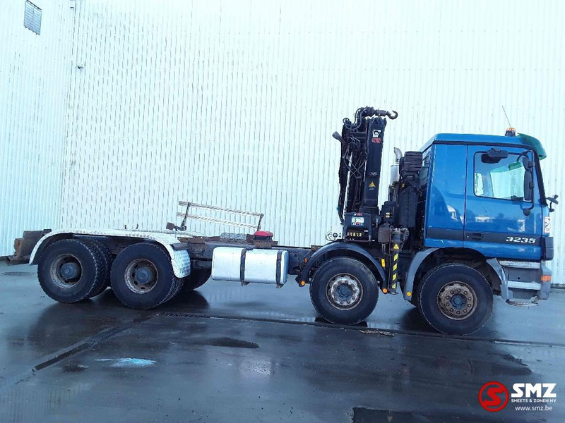 Mercedes-Benz Actros 3235 hiab 166d-3 - Xe tải thùng lửng/ Phẳng, Xe cẩu tự hành: hình 4 Mercedes-Benz Actros 3235 hiab 166d-3 - Xe tải thùng lửng/ Phẳng, Xe cẩu tự hành: hình 4