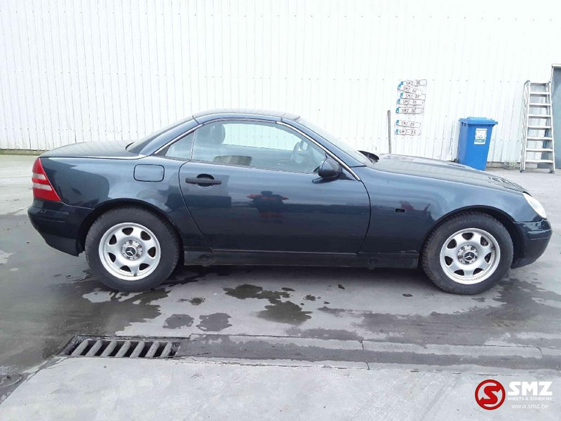 Mercedes-Benz SLK SLK200 - Xe hơi: hình 4 Mercedes-Benz SLK SLK200 - Xe hơi: hình 4