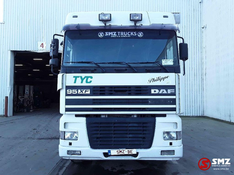 DAF XF 430 Spacecab Euro 2 - Xe đầu kéo: hình 2 DAF XF 430 Spacecab Euro 2 - Xe đầu kéo: hình 2