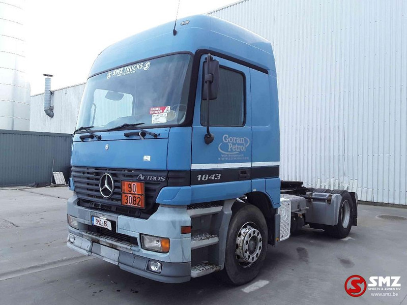 Mercedes-Benz Actros 1843 manual - Xe đầu kéo: hình 3 Mercedes-Benz Actros 1843 manual - Xe đầu kéo: hình 3