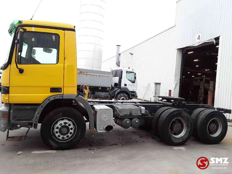 Mercedes-Benz Actros 2636 6x4 steel lames EPS - Xe đầu kéo: hình 5 Mercedes-Benz Actros 2636 6x4 steel lames EPS - Xe đầu kéo: hình 5