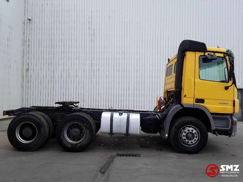 Mercedes-Benz Actros 2636 6x4 steel lames EPS - Xe đầu kéo: hình 4 Mercedes-Benz Actros 2636 6x4 steel lames EPS - Xe đầu kéo: hình 4