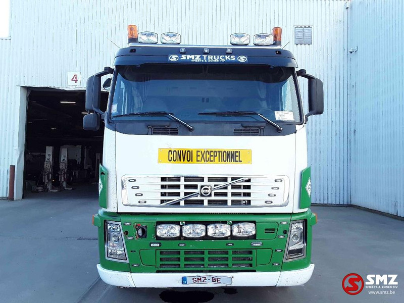Volvo FH 16 610 6x4 loglift oil in water - Xe đầu kéo: hình 2 Volvo FH 16 610 6x4 loglift oil in water - Xe đầu kéo: hình 2