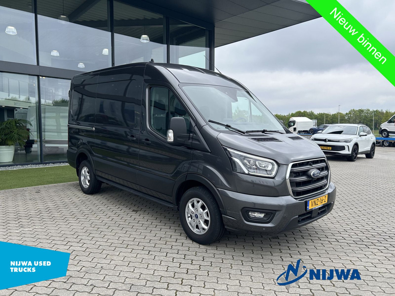 Ford Transit 350 L2H3 Limited Trekhaak + Navigatie - Xe van chở hàng: hình 2 Ford Transit 350 L2H3 Limited Trekhaak + Navigatie - Xe van chở hàng: hình 2