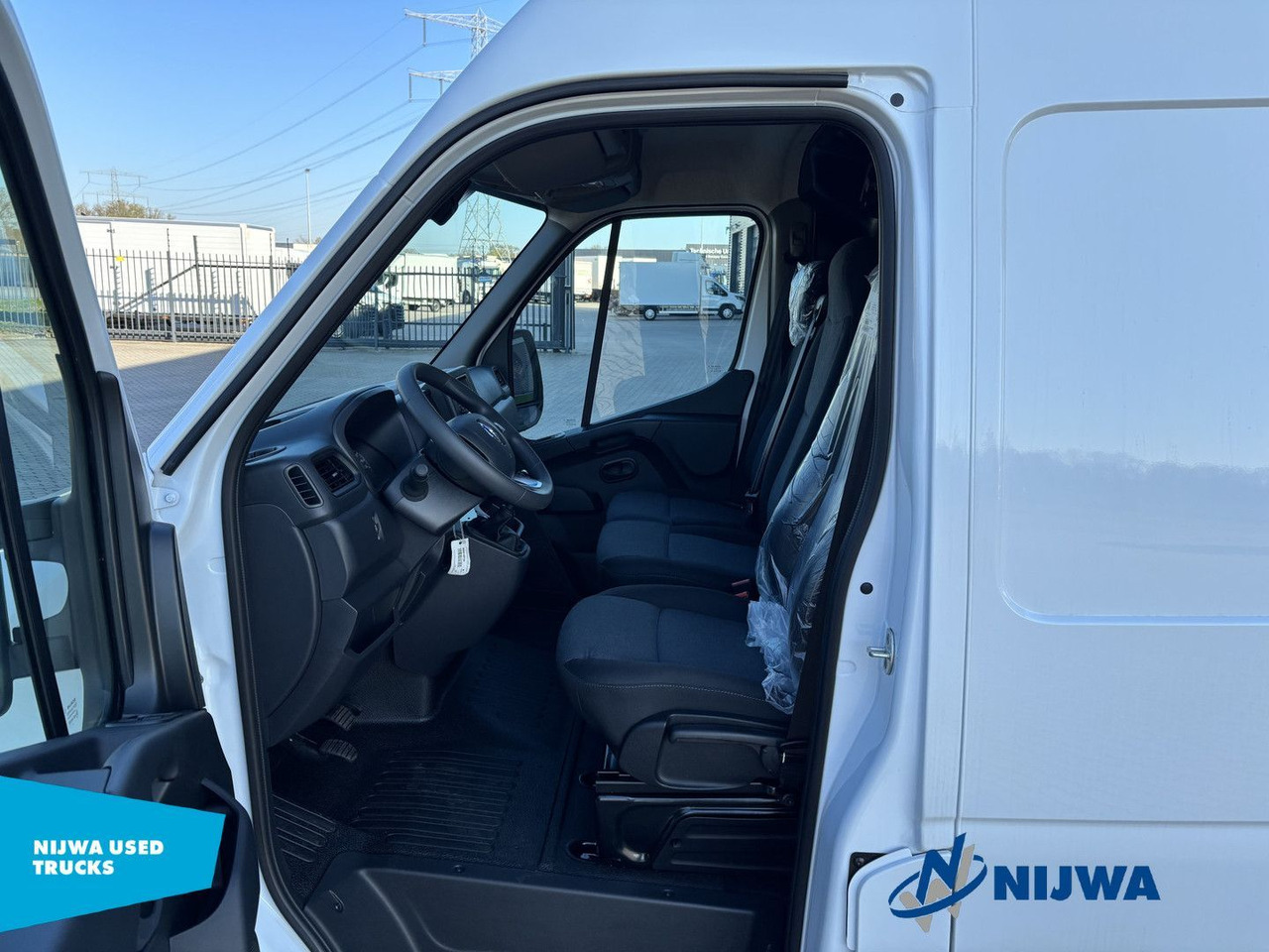 Renault Master 135 L3H2 Parkeersensoren + Cruise control - Xe van nhỏ gọn: hình 5 Renault Master 135 L3H2 Parkeersensoren + Cruise control - Xe van nhỏ gọn: hình 5