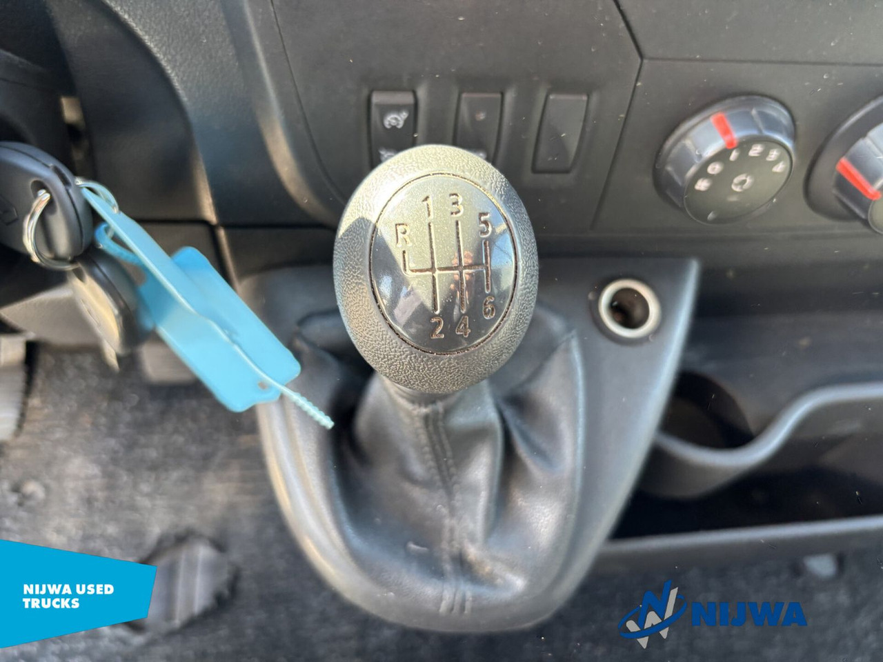 Xe van nhỏ gọn Renault Master T33 130 L2H2 Geïsoleerde bak Kasten: hình 11