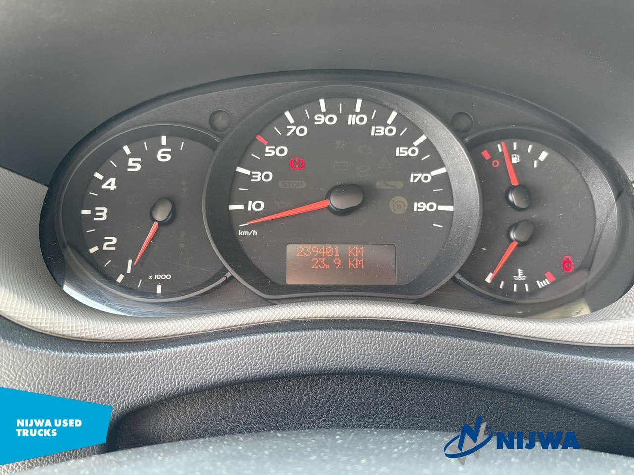 Xe van chở hàng Renault Master T35 125 L2H2 Opstap + Airco Kasten: hình 9