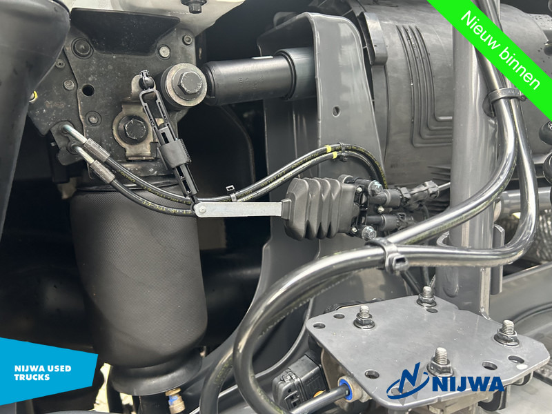 Xe đầu kéo Volvo FH 460 TC 4x2 CMS + Low Mileage: hình 10 Xe đầu kéo Volvo FH 460 TC 4x2 CMS + Low Mileage: hình 10