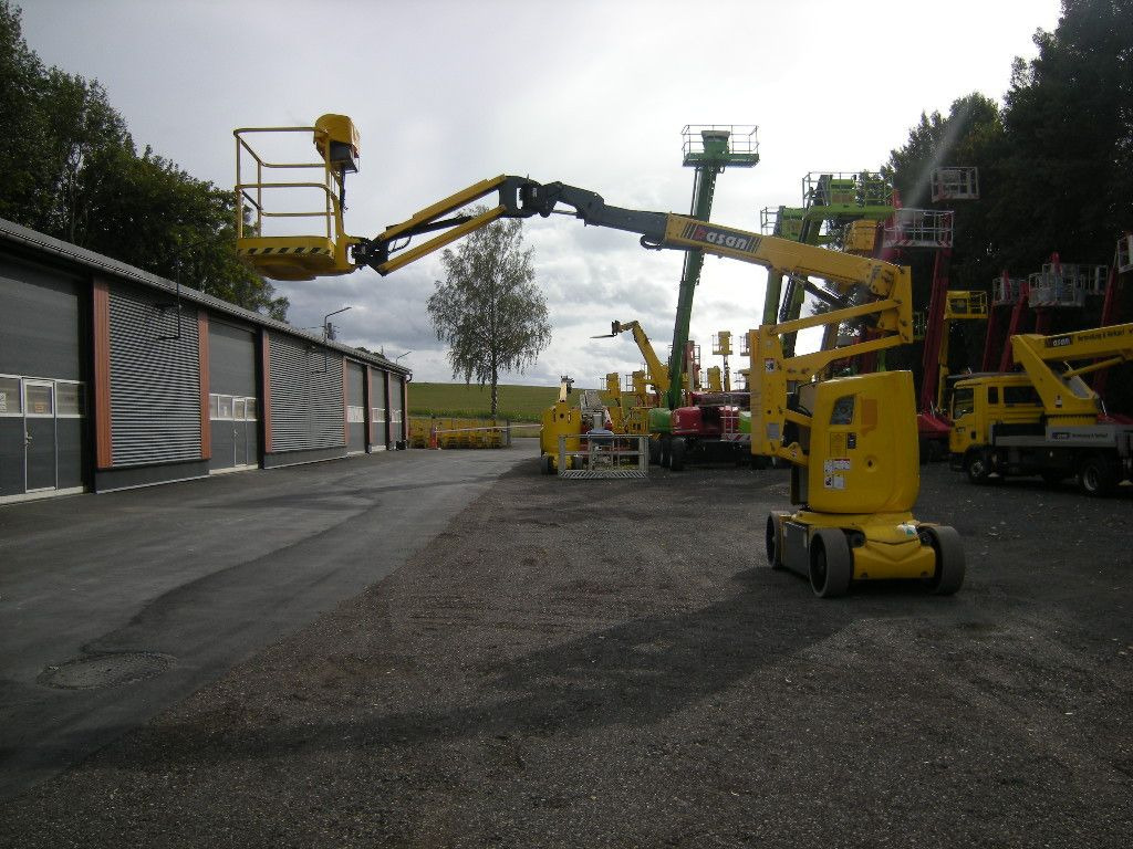 Haulotte HA12CJ+ , AH 12m, Korbarm drehbar - Nền bục trên không gắn trên xe tải: hình 4 Haulotte HA12CJ+ , AH 12m, Korbarm drehbar - Nền bục trên không gắn trên xe tải: hình 4