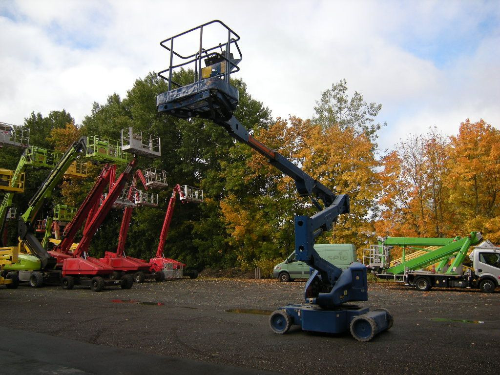 JLG N40E  Gelenkteleskoparbeitsbühne 14 m - Nền bục trên không gắn trên xe tải: hình 5 JLG N40E  Gelenkteleskoparbeitsbühne 14 m - Nền bục trên không gắn trên xe tải: hình 5