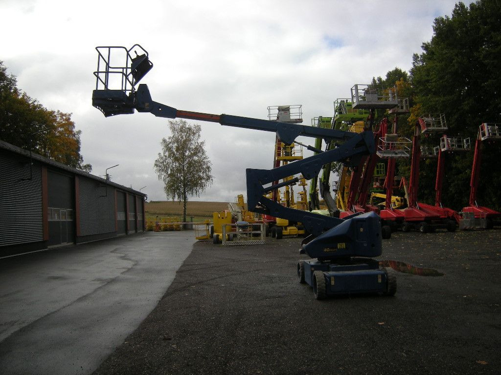 JLG N40E  Gelenkteleskoparbeitsbühne 14 m - Nền bục trên không gắn trên xe tải: hình 4 JLG N40E  Gelenkteleskoparbeitsbühne 14 m - Nền bục trên không gắn trên xe tải: hình 4