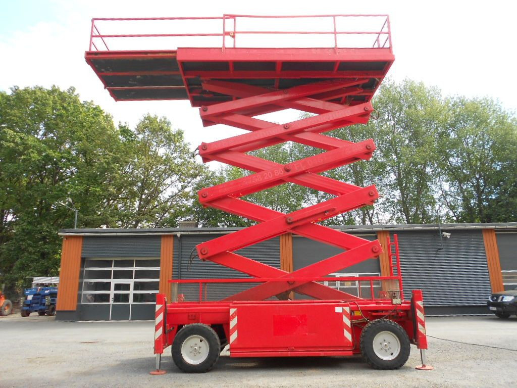 Scherenarbeitsbühne Liftlux SL205-25D4WD, AH 22 - Máy nâng người hình kéo: hình 1 Scherenarbeitsbühne Liftlux SL205-25D4WD, AH 22 - Máy nâng người hình kéo: hình 1