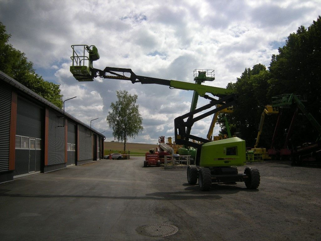 Zoomlion, Arbeitsbühne ZA14J , AH 16m - Nền bục trên không gắn trên xe tải: hình 3 Zoomlion, Arbeitsbühne ZA14J , AH 16m - Nền bục trên không gắn trên xe tải: hình 3