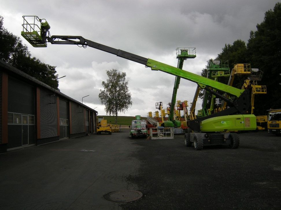 Zoomlion Arbeitsbühne ZT22JE, AH 24 m - Nền bục trên không gắn trên xe tải: hình 3 Zoomlion Arbeitsbühne ZT22JE, AH 24 m - Nền bục trên không gắn trên xe tải: hình 3