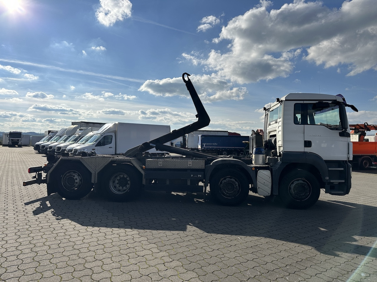 MAN TGS 35.400 8x2 Intarder Meiller Haken - Xe tải nâng móc: hình 4 MAN TGS 35.400 8x2 Intarder Meiller Haken - Xe tải nâng móc: hình 4