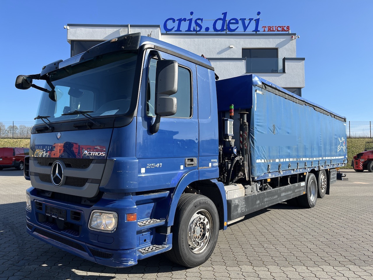 Mercedes-Benz 2541 6x2  Atlas 135.2E Pritsche 8,20 m - Xe tải thùng lửng/ Phẳng, Xe cẩu tự hành: hình 1 Mercedes-Benz 2541 6x2  Atlas 135.2E Pritsche 8,20 m - Xe tải thùng lửng/ Phẳng, Xe cẩu tự hành: hình 1