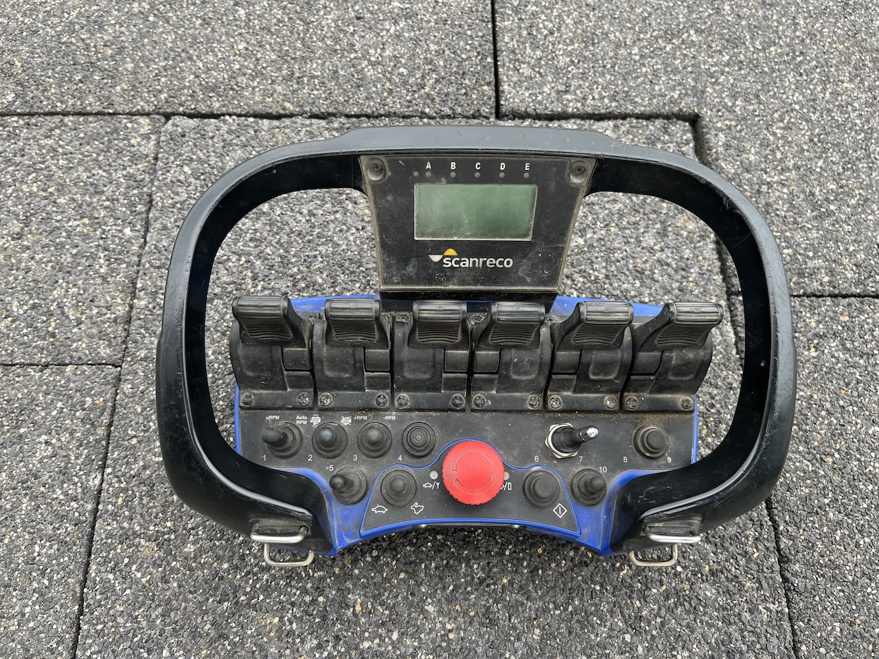 Mercedes-Benz Actros 2545 6x2 Effer - Atlas 265-A6 Lenk- Liftachse - Xe tải thùng lửng/ Phẳng, Xe cẩu tự hành: hình 5 Mercedes-Benz Actros 2545 6x2 Effer - Atlas 265-A6 Lenk- Liftachse - Xe tải thùng lửng/ Phẳng, Xe cẩu tự hành: hình 5