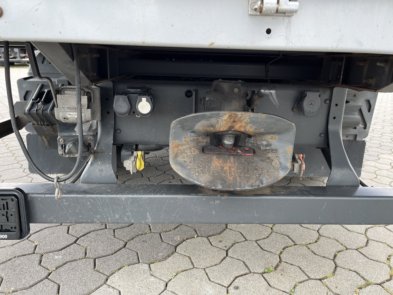 Mercedes-Benz Atego 823 4x2 AHK Hebezug Seilzug Brennholz - Xe tải nhỏ phẳng: hình 5 Mercedes-Benz Atego 823 4x2 AHK Hebezug Seilzug Brennholz - Xe tải nhỏ phẳng: hình 5