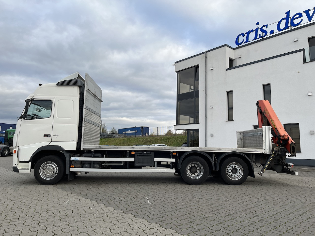 Xe cẩu tự hành, Xe tải thùng lửng/ Phẳng Volvo FH 520 6x2  Palfinger PK 12502 | AHK: hình 8