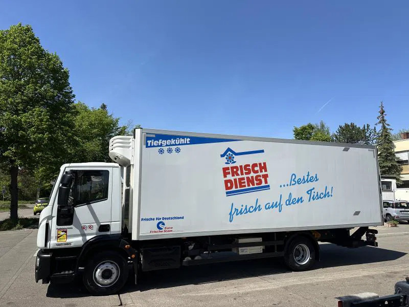 Iveco Tiefkühl Mitsubishi TDJ 300 Klima Tiefkühl Mitsubishi TDJ 300 Klima - Xe tải đông lạnh: hình 2 Iveco Tiefkühl Mitsubishi TDJ 300 Klima Tiefkühl Mitsubishi TDJ 300 Klima - Xe tải đông lạnh: hình 2