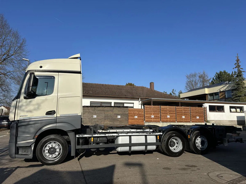 Mercedes-Benz Actros 2542 LL BDF Standard 6x2 LBW - Xe chở container/ Xe tải hoán đổi thân: hình 2 Mercedes-Benz Actros 2542 LL BDF Standard 6x2 LBW - Xe chở container/ Xe tải hoán đổi thân: hình 2