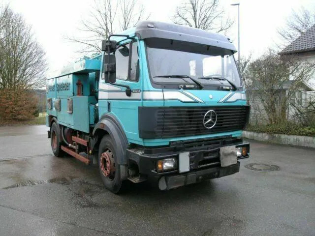 Mercedes-Benz SK 1824 ASSMANN SAUG SPÜL A3 TANK KOMBIFZ - Máy phun rửa áp lực: hình 2 Mercedes-Benz SK 1824 ASSMANN SAUG SPÜL A3 TANK KOMBIFZ - Máy phun rửa áp lực: hình 2