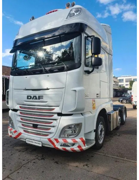 DAF XF 106.510 FT 6x2/4 SSC 3-Achser MEGA E6 - Xe đầu kéo: hình 1 DAF XF 106.510 FT 6x2/4 SSC 3-Achser MEGA E6 - Xe đầu kéo: hình 1