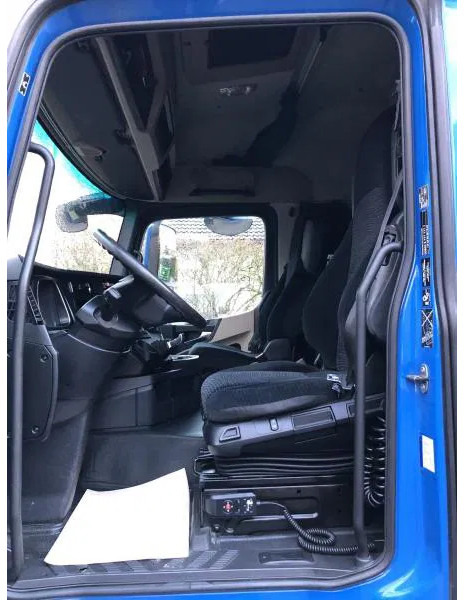 Xe đầu kéo Mercedes-Benz Actros 1845 LS LOW MEGA Streamspace Intarder: hình 12 Xe đầu kéo Mercedes-Benz Actros 1845 LS LOW MEGA Streamspace Intarder: hình 12