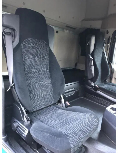 Xe đầu kéo Mercedes-Benz Actros 1845 LS LOW MEGA Streamspace Intarder: hình 18 Xe đầu kéo Mercedes-Benz Actros 1845 LS LOW MEGA Streamspace Intarder: hình 18