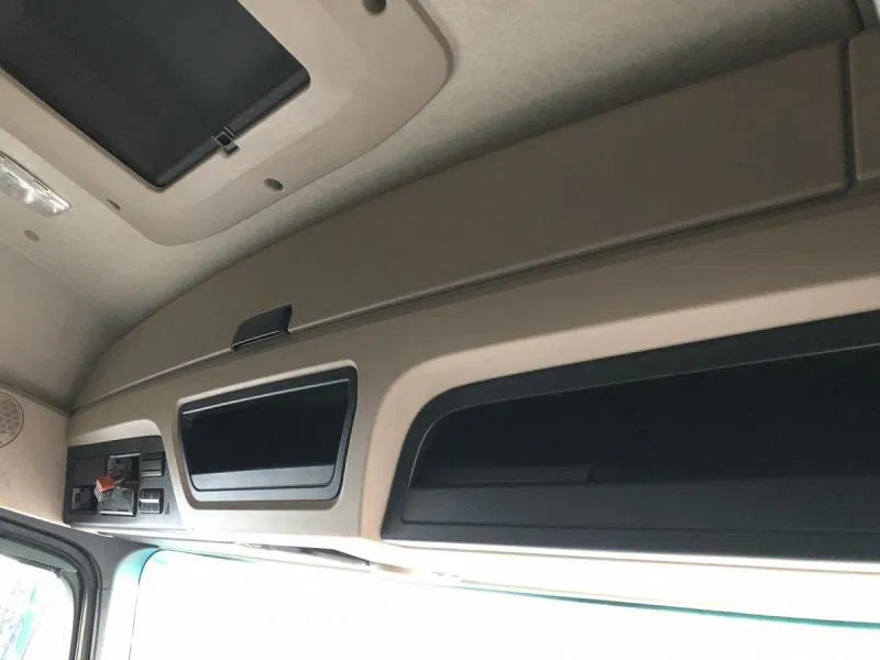 Xe đầu kéo Mercedes-Benz Actros 1845 LS LOW MEGA Streamspace Intarder: hình 15 Xe đầu kéo Mercedes-Benz Actros 1845 LS LOW MEGA Streamspace Intarder: hình 15