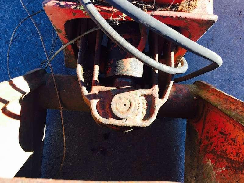 Camion avec rotator - coquilles 500mm reprise - ouverture 1500mm - Nho táo: hình 3 Camion avec rotator - coquilles 500mm reprise - ouverture 1500mm - Nho táo: hình 3