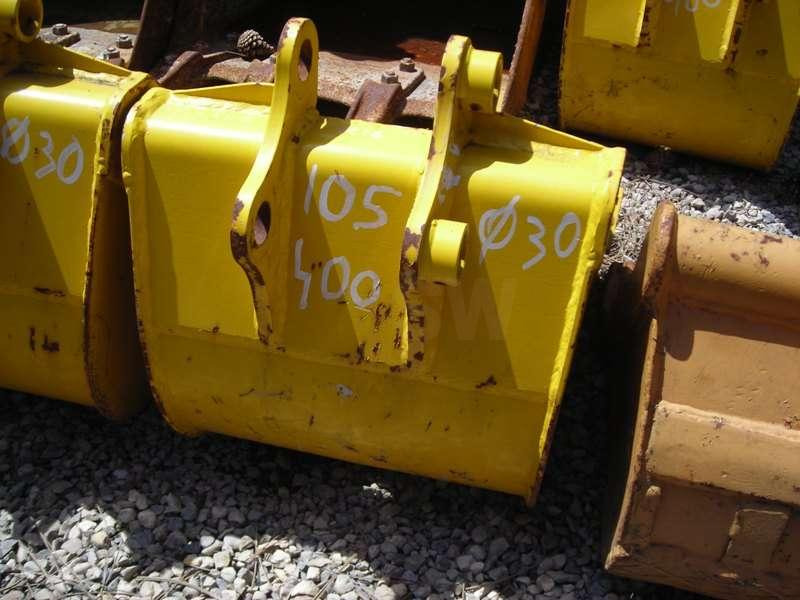 HYUNDAI 400MM - Gầu máy xúc: hình 2 HYUNDAI 400MM - Gầu máy xúc: hình 2