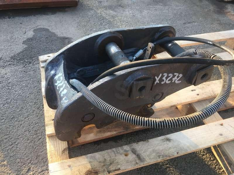 VOLVO Coupleur Hydraulique VOLVO montage origine ECR50 - Bộ ghép nhanh cho Máy móc xây dựng: hình 1 VOLVO Coupleur Hydraulique VOLVO montage origine ECR50 - Bộ ghép nhanh cho Máy móc xây dựng: hình 1