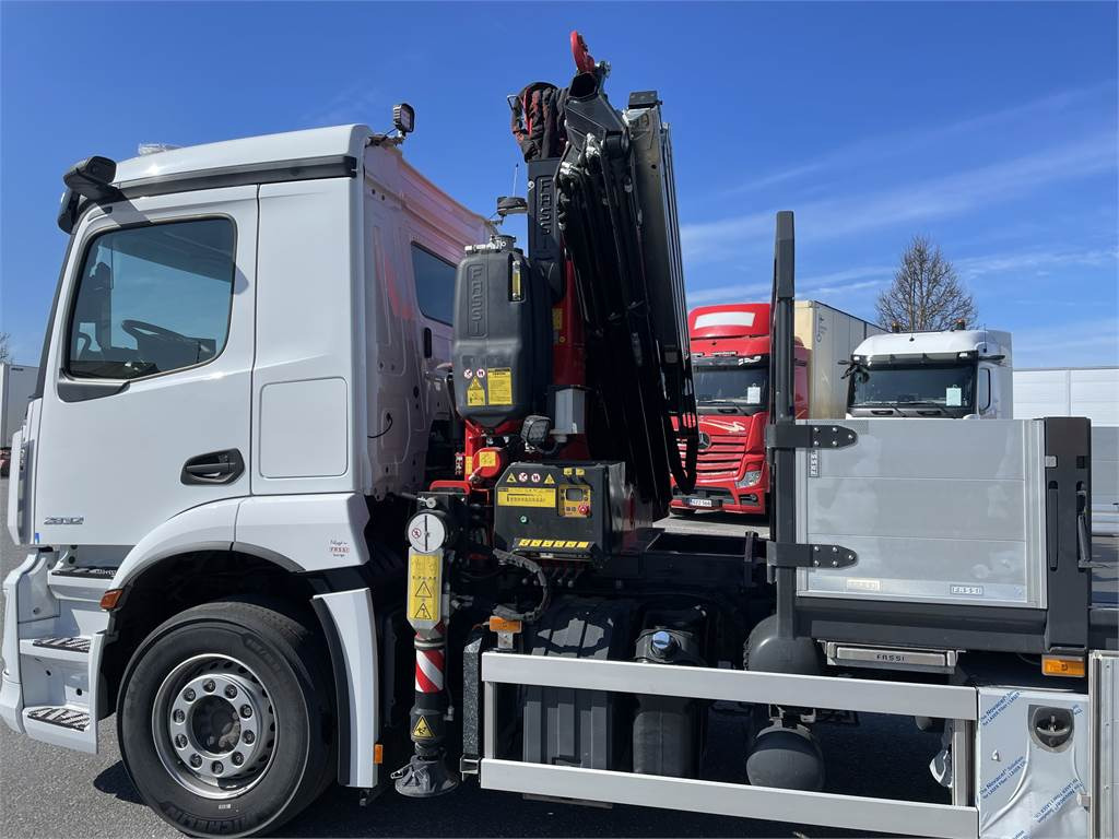 Xe cẩu tự hành Mercedes-Benz ACTROS 2532L 6x2: hình 7