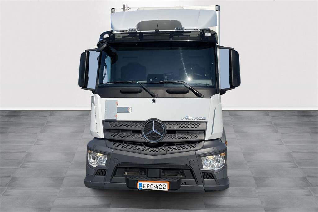 Mercedes-Benz Actros 1827 4x2 8,7m umpikori+PL nostin - Xe tải hộp: hình 3 Mercedes-Benz Actros 1827 4x2 8,7m umpikori+PL nostin - Xe tải hộp: hình 3