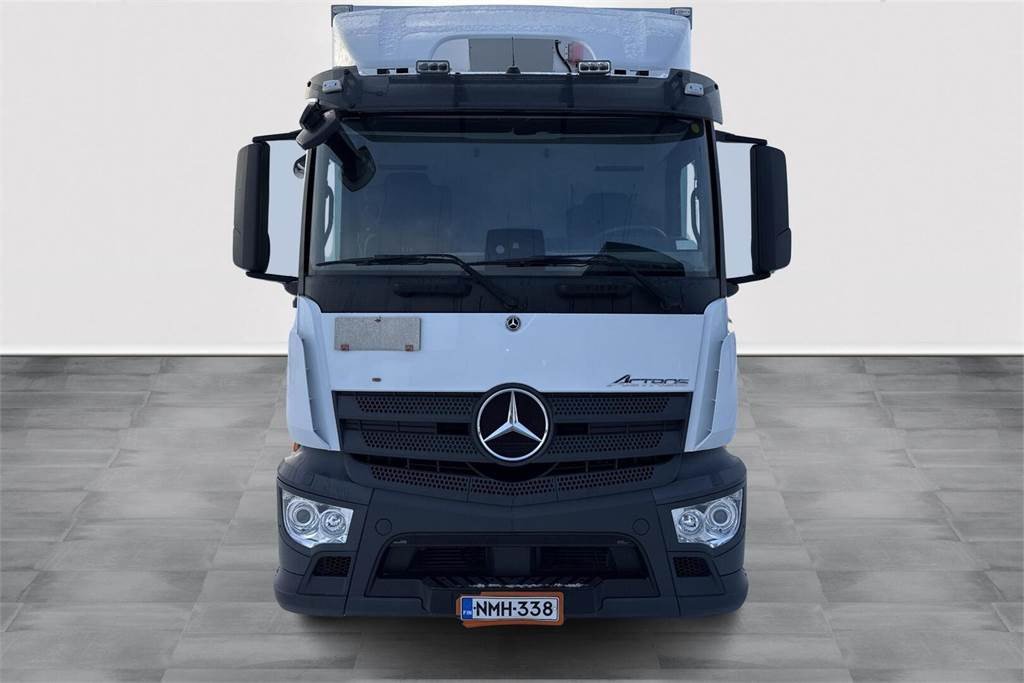 Mercedes-Benz Actros 1827L 8,7m Ksa Umpikori - Xe tải hộp: hình 2 Mercedes-Benz Actros 1827L 8,7m Ksa Umpikori - Xe tải hộp: hình 2
