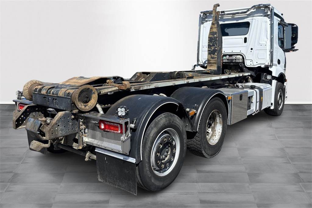 Mercedes-Benz Actros 2546 L Koukkulaite - Xe tải nâng móc: hình 5 Mercedes-Benz Actros 2546 L Koukkulaite - Xe tải nâng móc: hình 5
