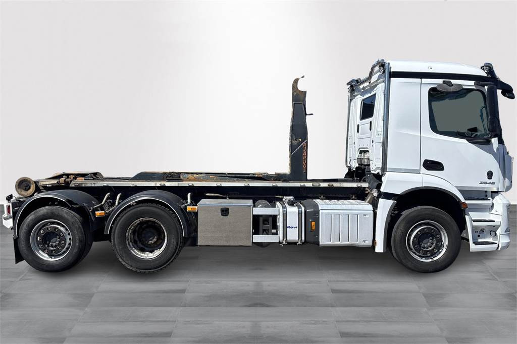 Mercedes-Benz Actros 2546 L Koukkulaite - Xe tải nâng móc: hình 4 Mercedes-Benz Actros 2546 L Koukkulaite - Xe tải nâng móc: hình 4