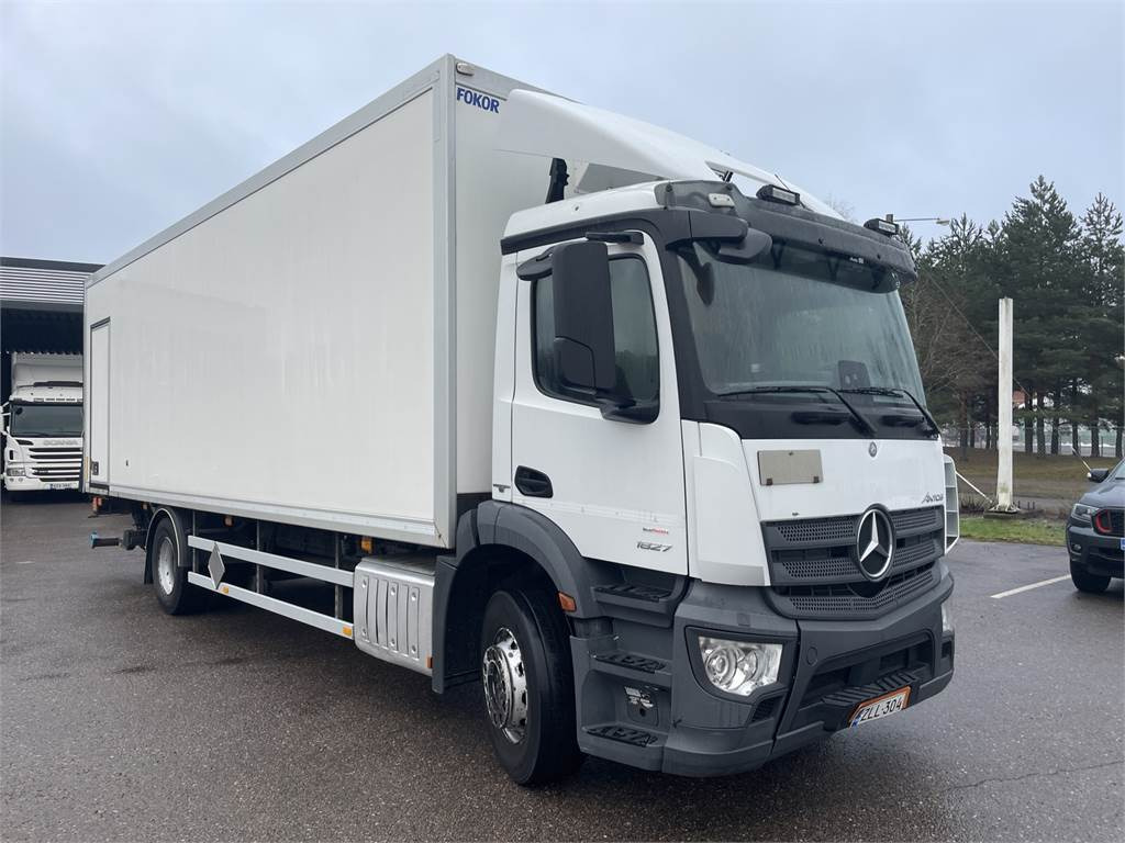 Mercedes-Benz Antos 1827 L/4x2 KSA-UMPIKORI+PL-NOSTIN - Xe tải hộp: hình 5 Mercedes-Benz Antos 1827 L/4x2 KSA-UMPIKORI+PL-NOSTIN - Xe tải hộp: hình 5