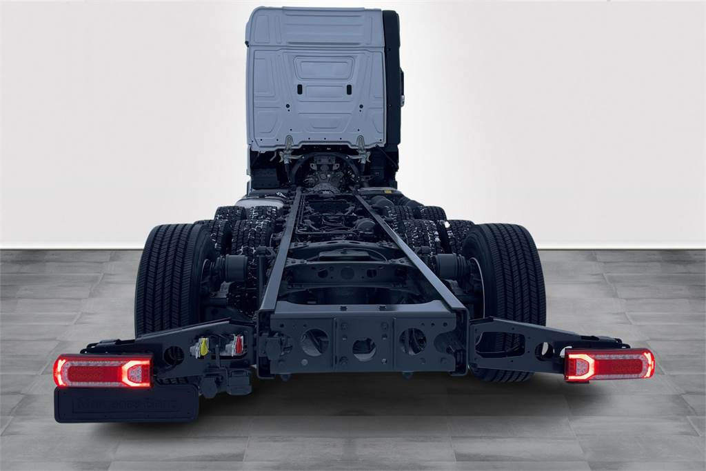 Mercedes-Benz Arocs 3263 LK/8x4 NLA UUSI ALUSTA - Xe tải khung gầm: hình 4 Mercedes-Benz Arocs 3263 LK/8x4 NLA UUSI ALUSTA - Xe tải khung gầm: hình 4
